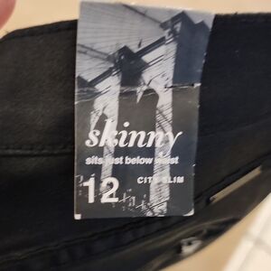 NY&C  Size 12  NWT City Slim  Skinny Black Jeans with Stretch